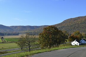 Mountain Cove Farms Resort