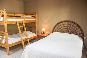 Puerto Barillas Marina & Lodge