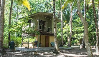 Puerto Barillas Marina & Lodge