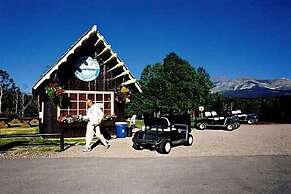 Glacier Park Lodge