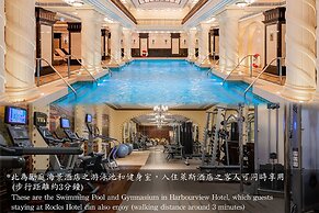 Rocks Hotel