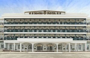 Rocks Hotel