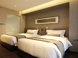 Best Western Plus Maple Leaf