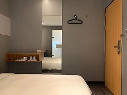 Yes Inn Taipei