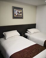 J Suites Hotel