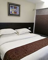 J Suites Hotel