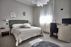 Rouge Hotel International