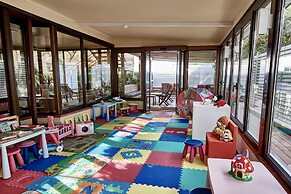 Rouge Hotel International