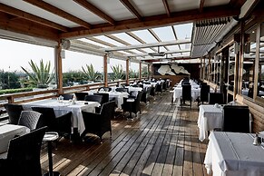 Rouge Hotel International