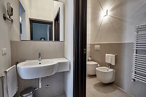 Rouge Hotel International