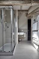 Rouge Hotel International