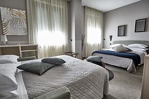 Rouge Hotel International