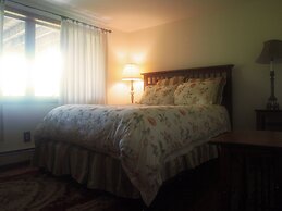 The Mountain Top Inn & Resort