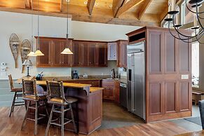 The Mountain Top Inn & Resort