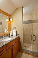 The Mountain Top Inn & Resort