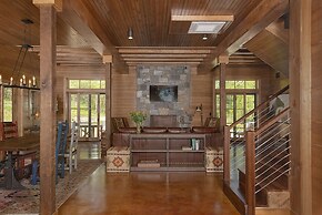 The Mountain Top Inn & Resort