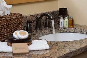 The Mountain Top Inn & Resort