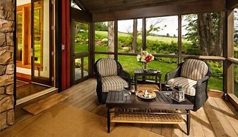 The Mountain Top Inn & Resort