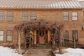 The Mountain Top Inn & Resort