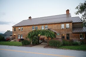 The Mountain Top Inn & Resort