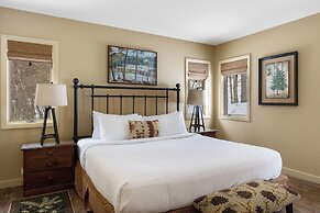 The Mountain Top Inn & Resort