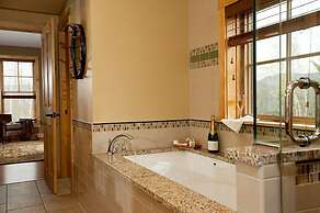 The Mountain Top Inn & Resort