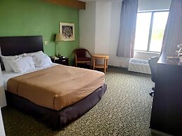 Pleasant Stay Inn & Suites