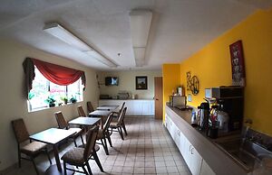 Pleasant Stay Inn & Suites