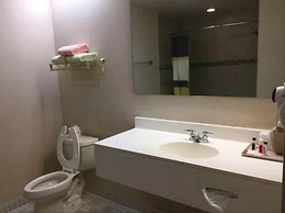 Pleasant Stay Inn & Suites