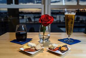 Marker 8 Hotel & Marina