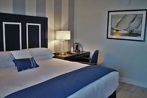 Marker 8 Hotel & Marina