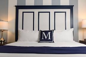 Marker 8 Hotel & Marina