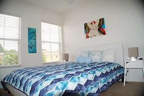 Encantada Resort by Home 2U