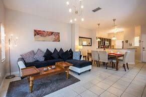 Encantada Resort by Home 2U