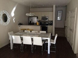 Lucaya Village by Home 2U