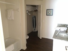 Lucaya Village by Home 2U