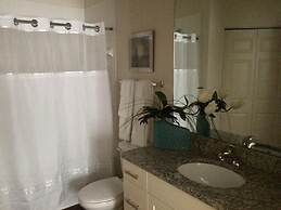 Lucaya Village by Home 2U