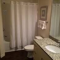 Lucaya Village by Home 2U