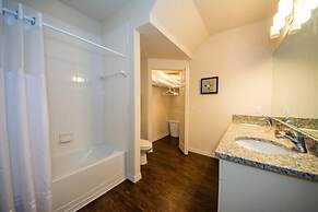 Lucaya Village by Home 2U