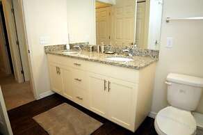 Lucaya Village by Home 2U