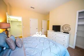 Paradise Palms by Home 2U