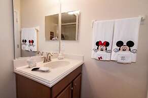 Paradise Palms by Home 2U