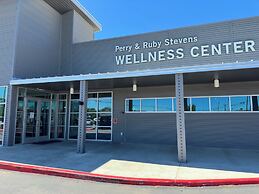 Windcrest Inn and Suites