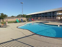 Windcrest Inn and Suites