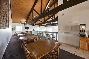 Windcrest Inn and Suites