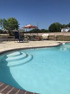 Windcrest Inn and Suites