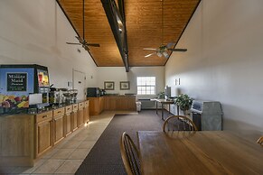 Windcrest Inn and Suites