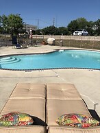 Windcrest Inn and Suites