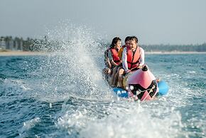 Ngwe Saung Yacht Club & Resort