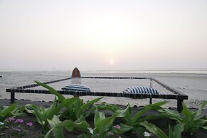 Ngwe Saung Yacht Club & Resort